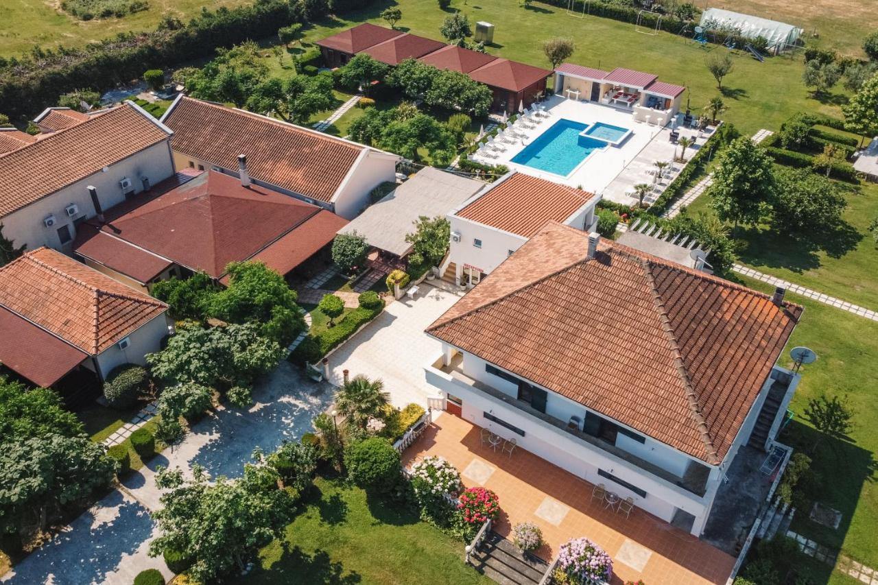 Christopher'S Apartments Ulcinj Kültér fotó